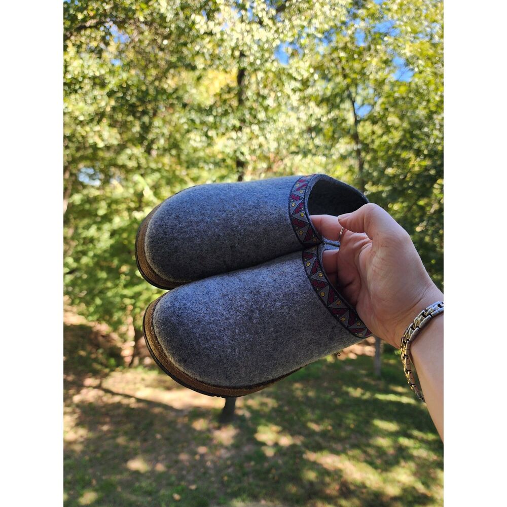 L. L Bean Gray Wool Slippers - Size 8